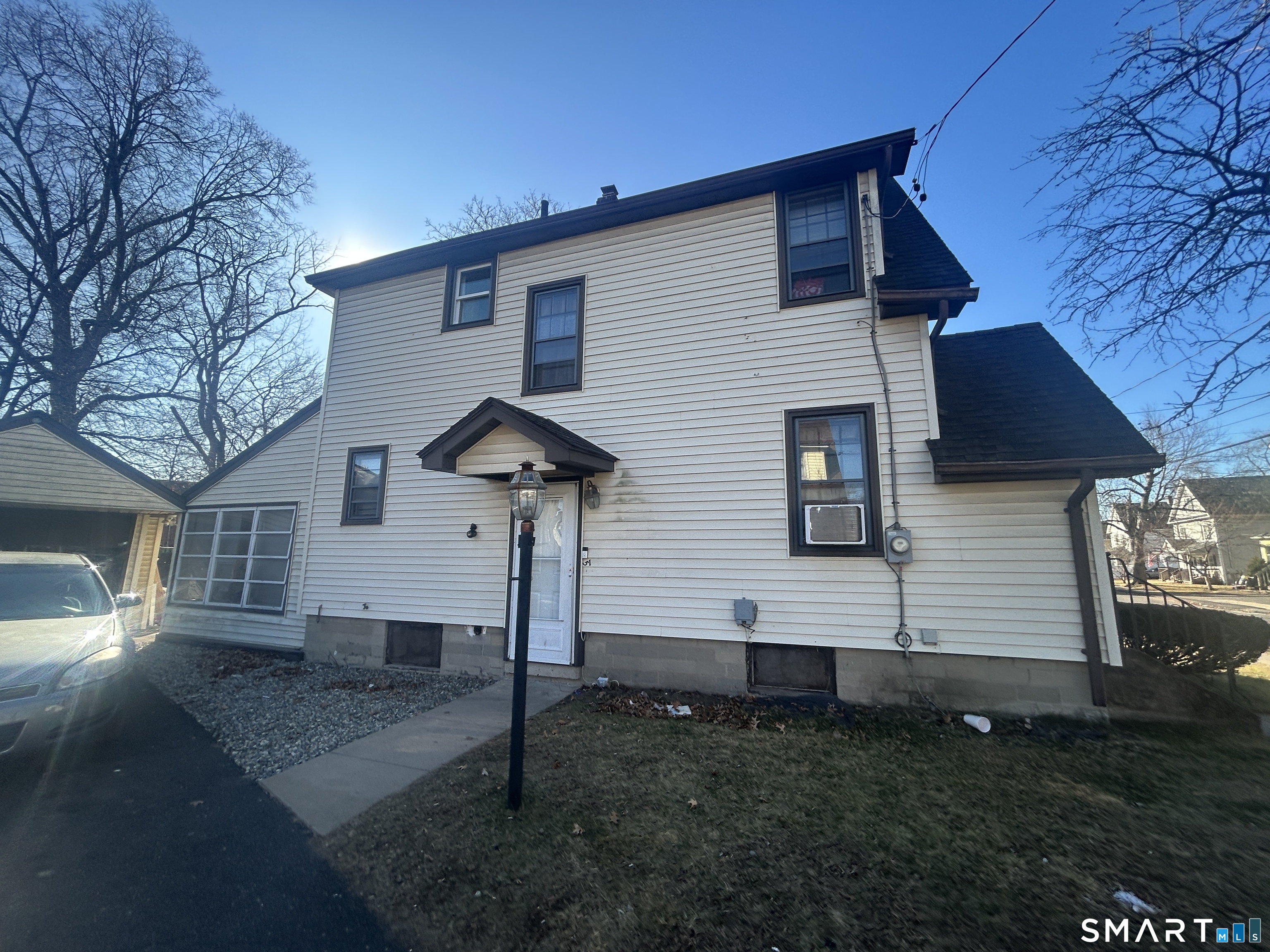 51 Daniel Street East Hartford CT 06108