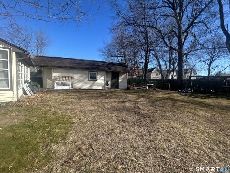 51 Daniel Street East Hartford CT 06108