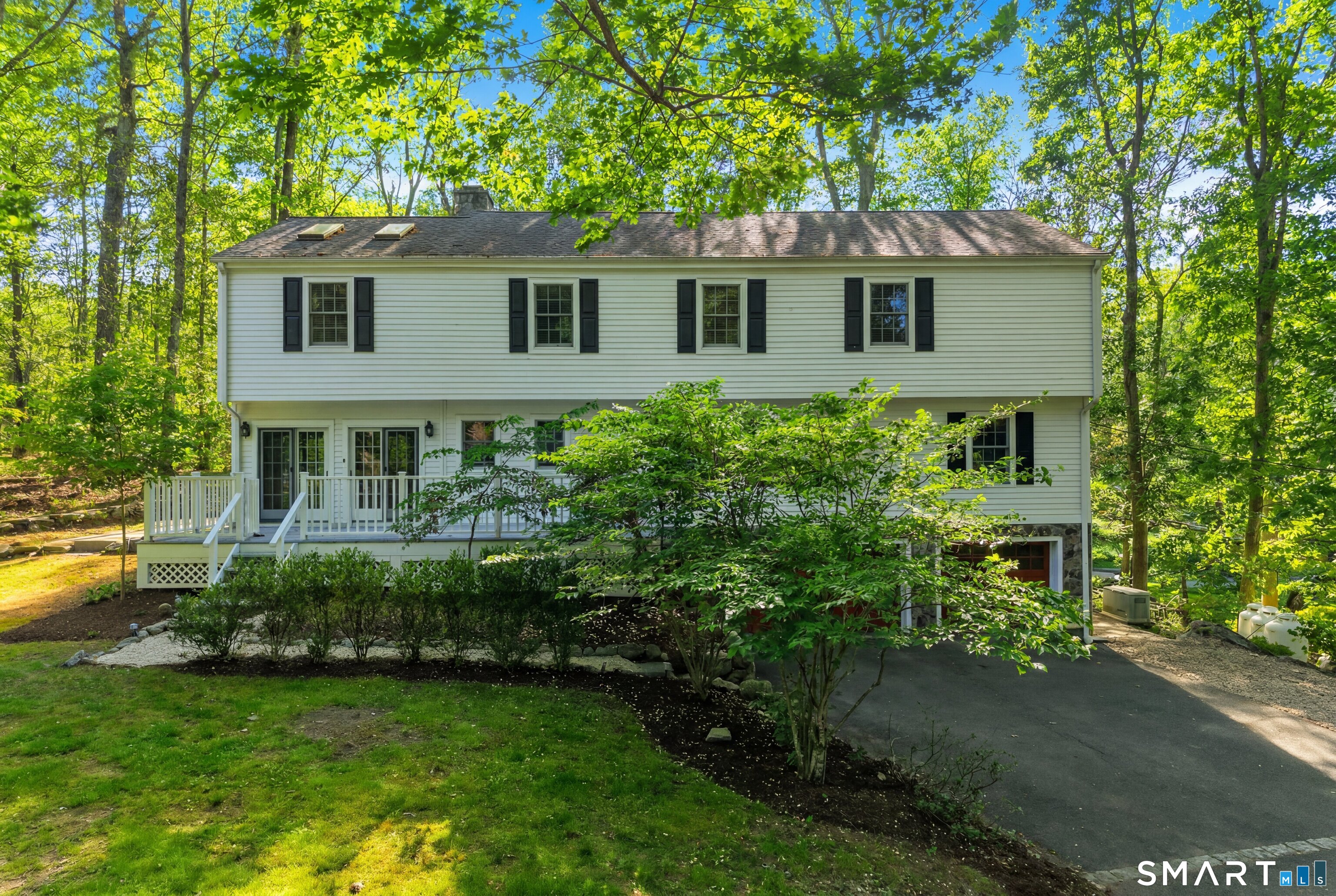 156 West Haviland Lane Stamford CT 06903