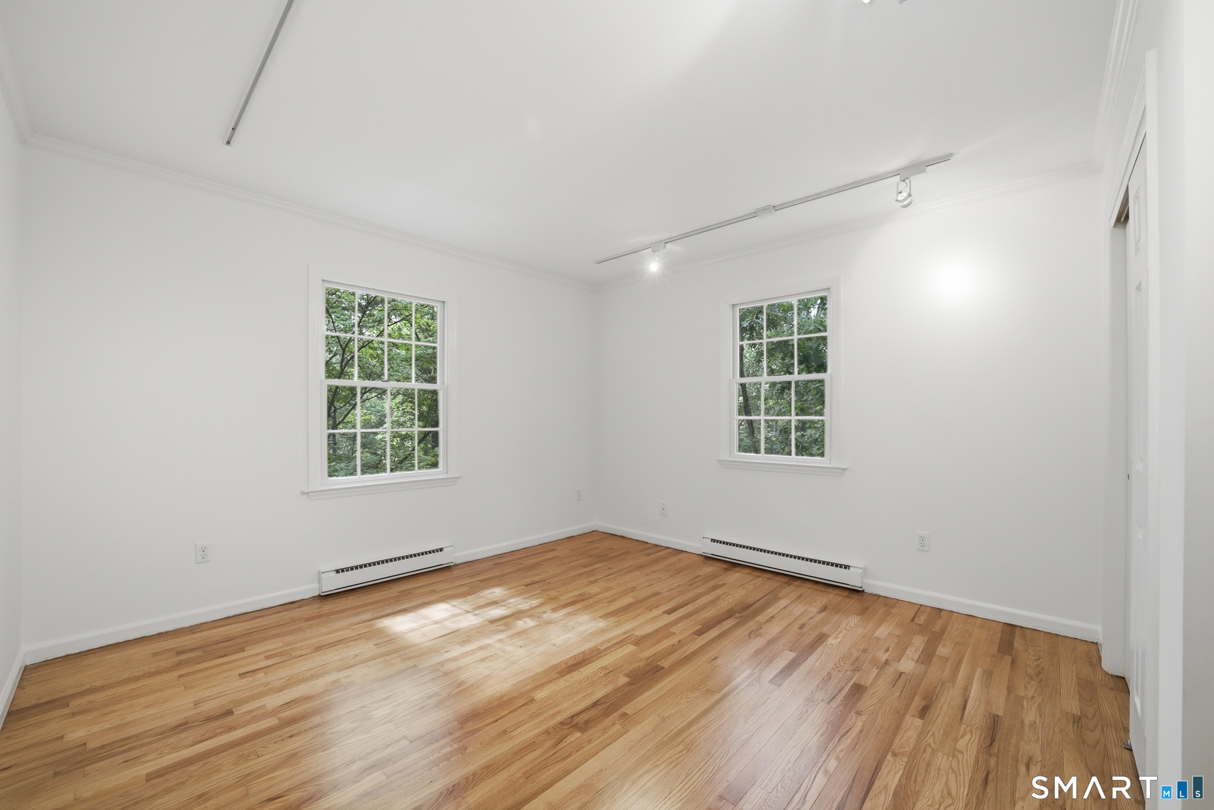 156 West Haviland Lane Stamford CT 06903