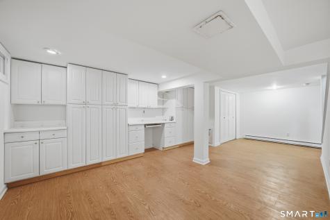 156 West Haviland Lane Stamford CT 06903