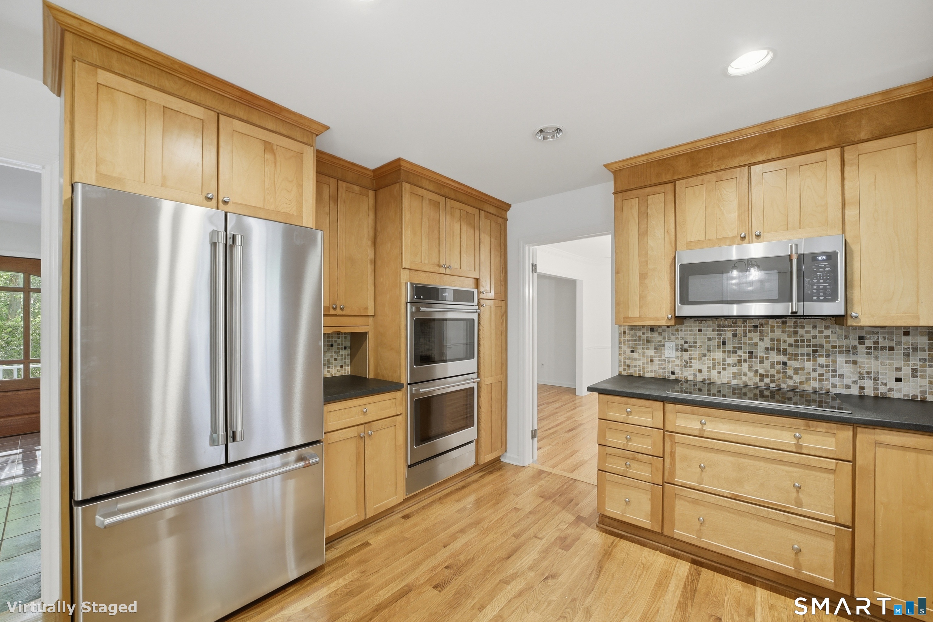 156 West Haviland Lane Stamford CT 06903