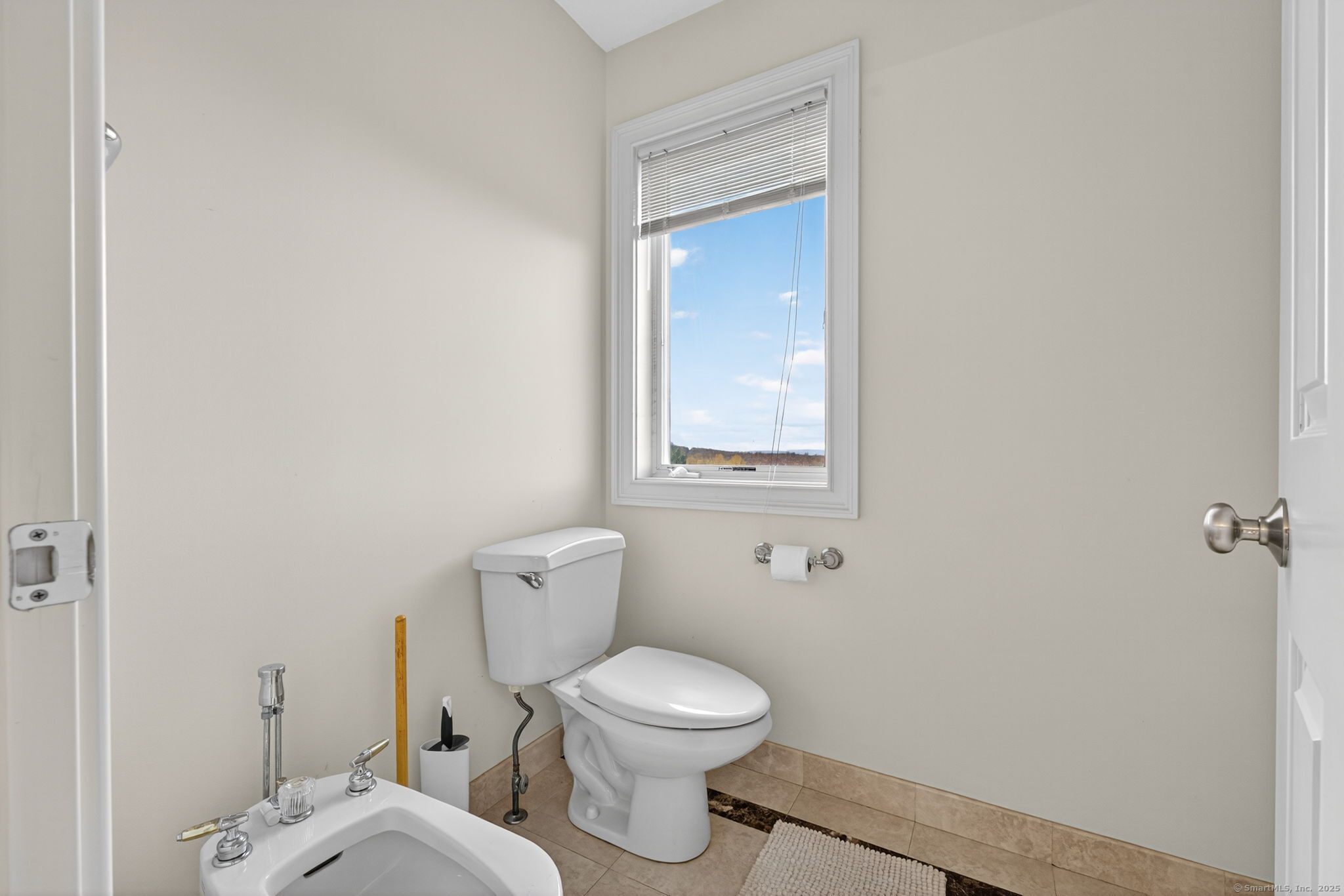 87 Colton Road Glastonbury CT 06033