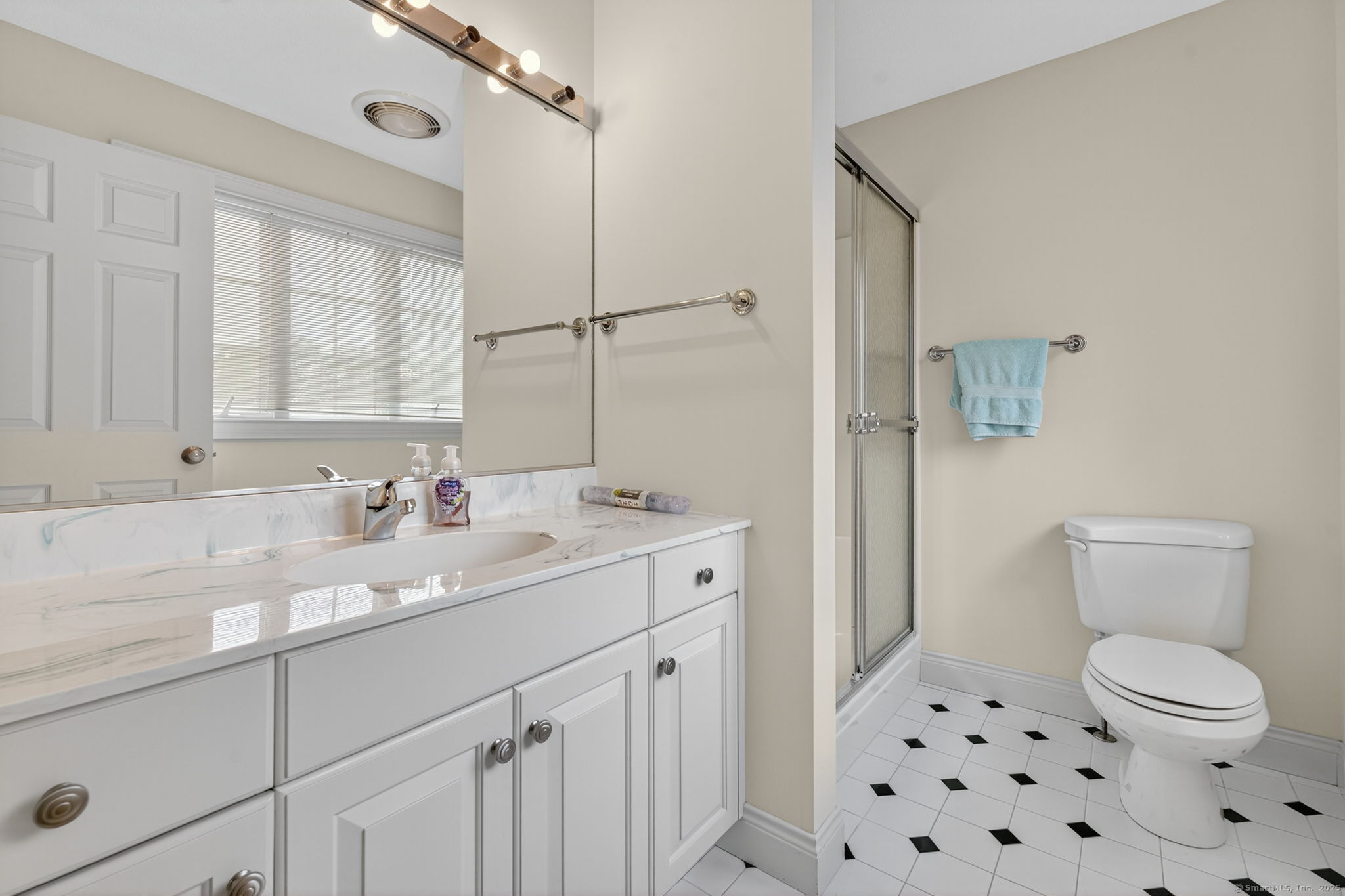 87 Colton Road Glastonbury CT 06033