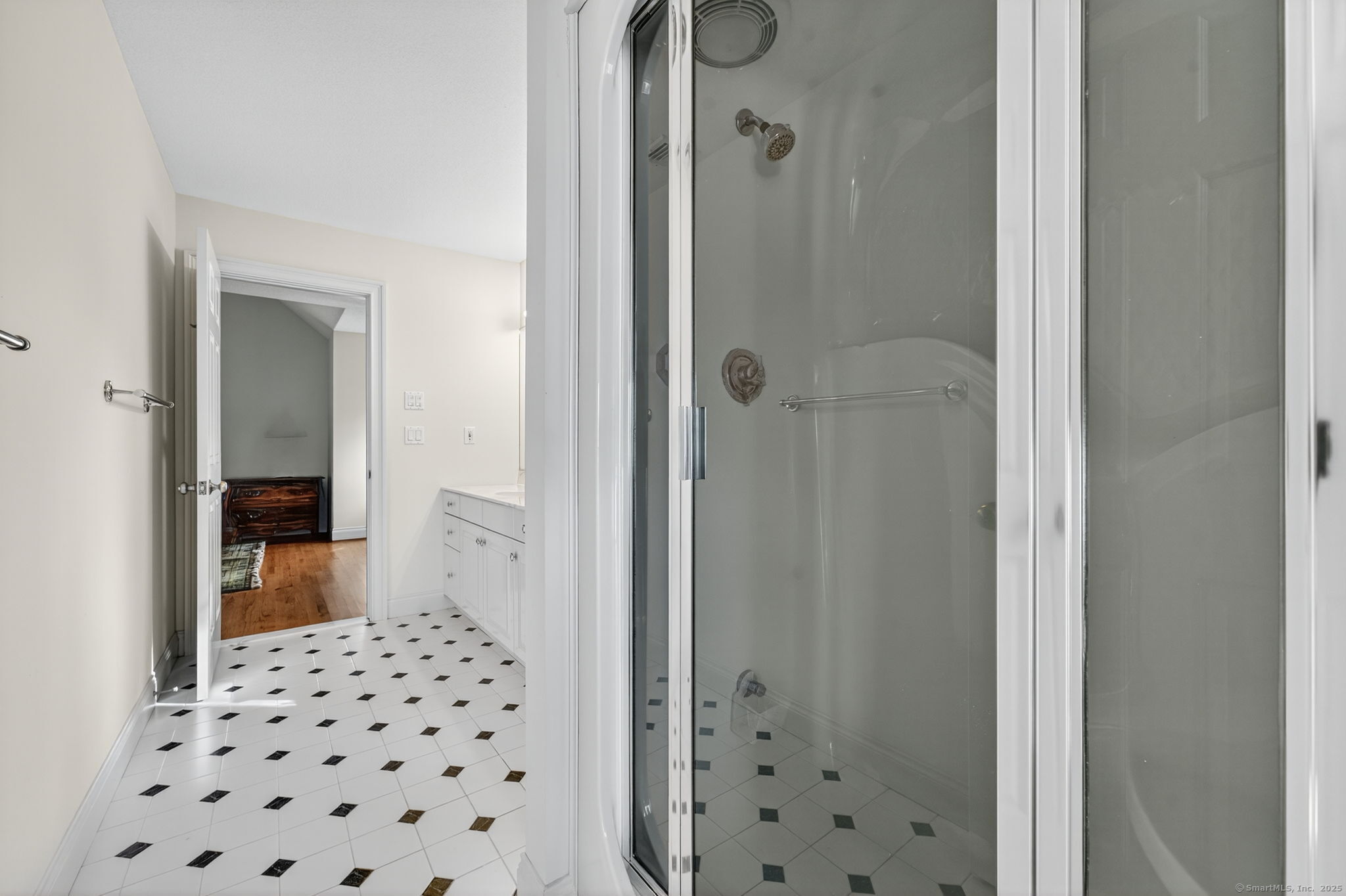 87 Colton Road Glastonbury CT 06033