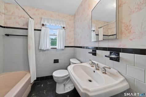 38 Chidsey Avenue East Haven CT 06512