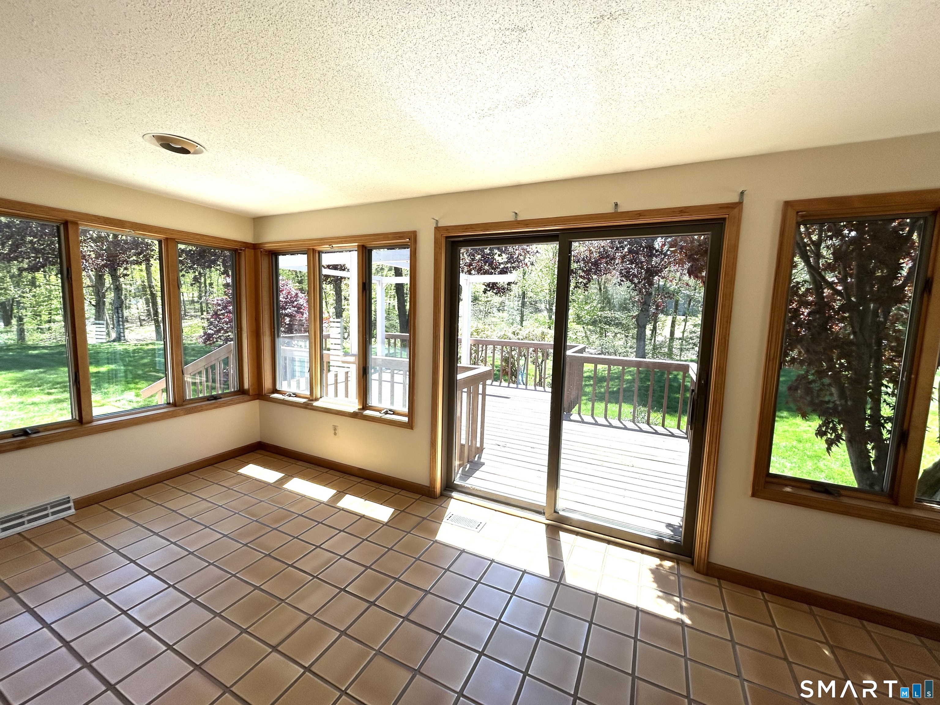 58 Clover Lane Manchester CT 06040