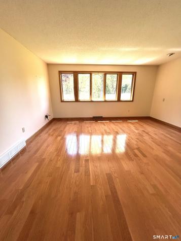 58 Clover Lane Manchester CT 06040