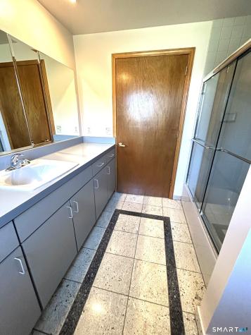 58 Clover Lane Manchester CT 06040
