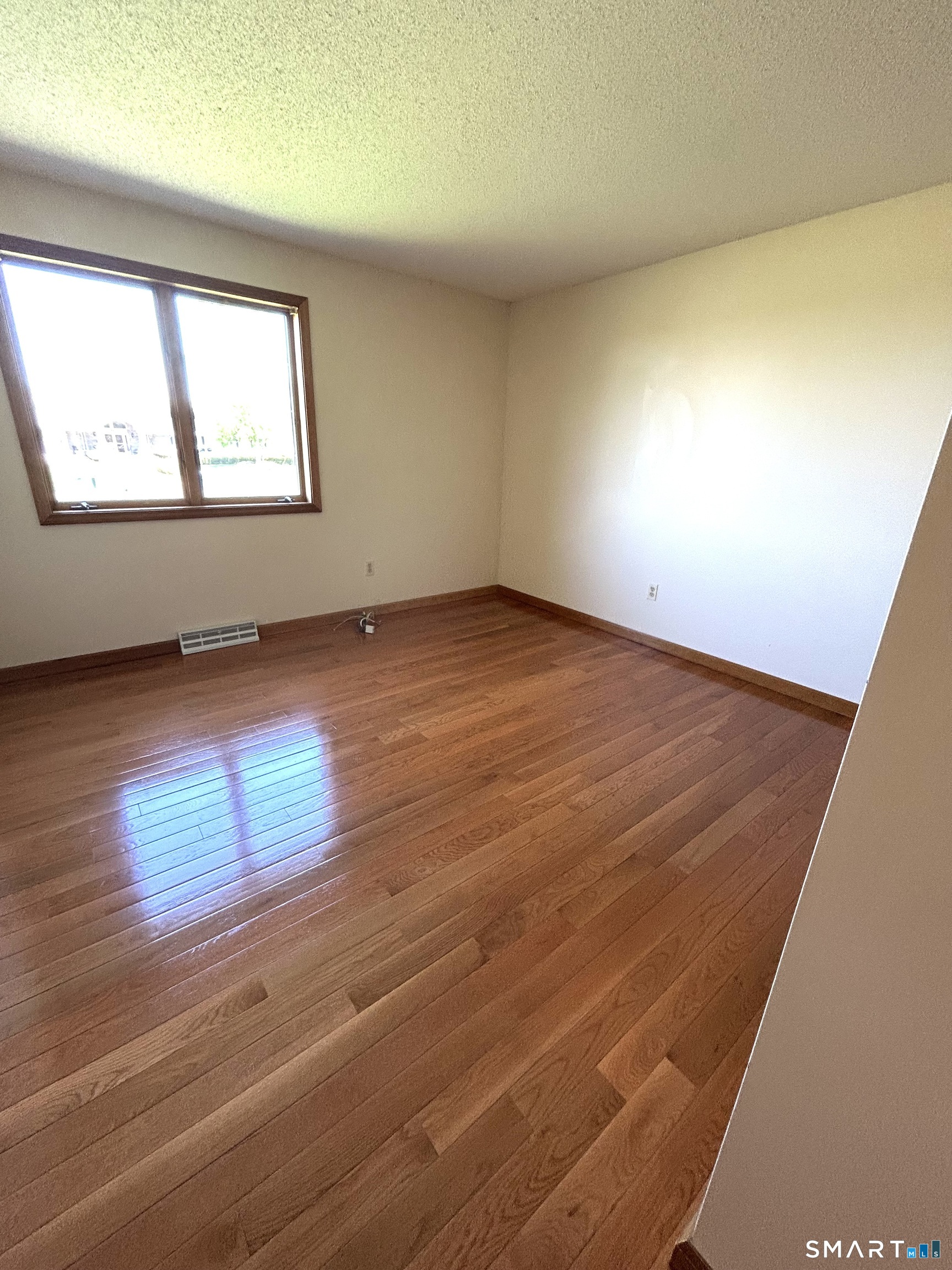 58 Clover Lane Manchester CT 06040