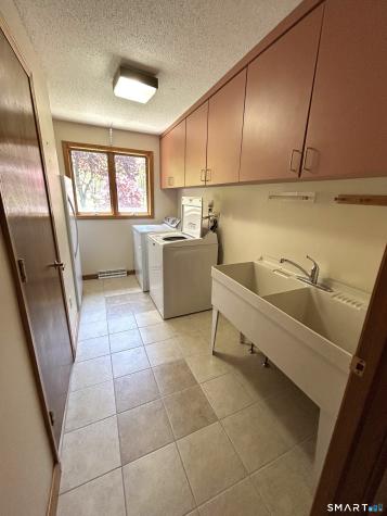 58 Clover Lane Manchester CT 06040