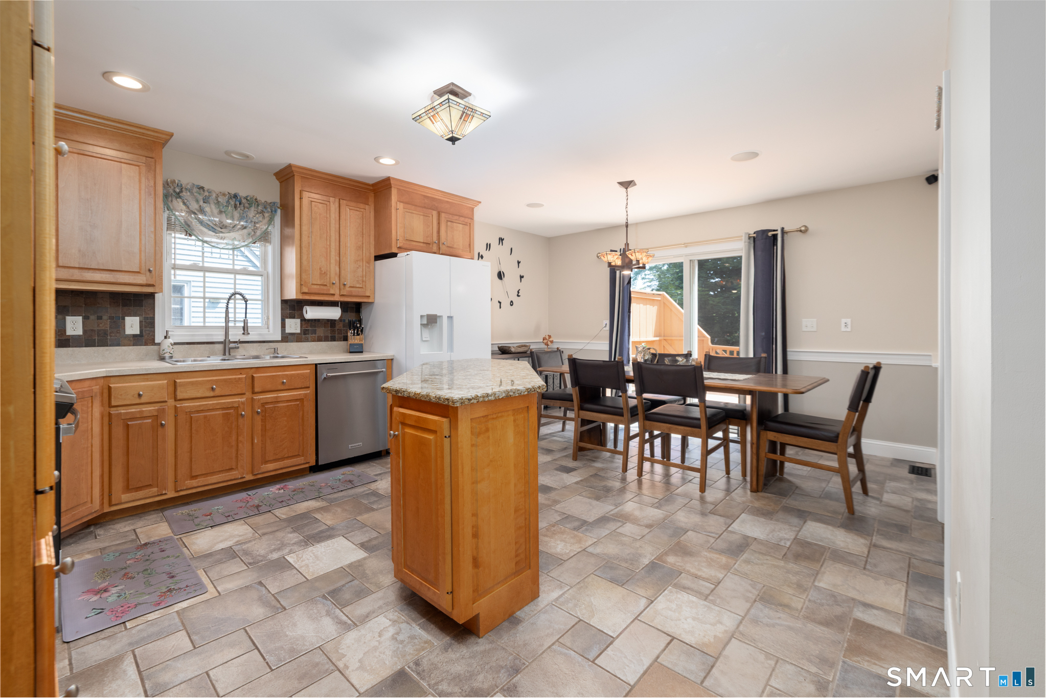 22 Crescent Street West Hartford CT 06119