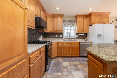 22 Crescent Street West Hartford CT 06119