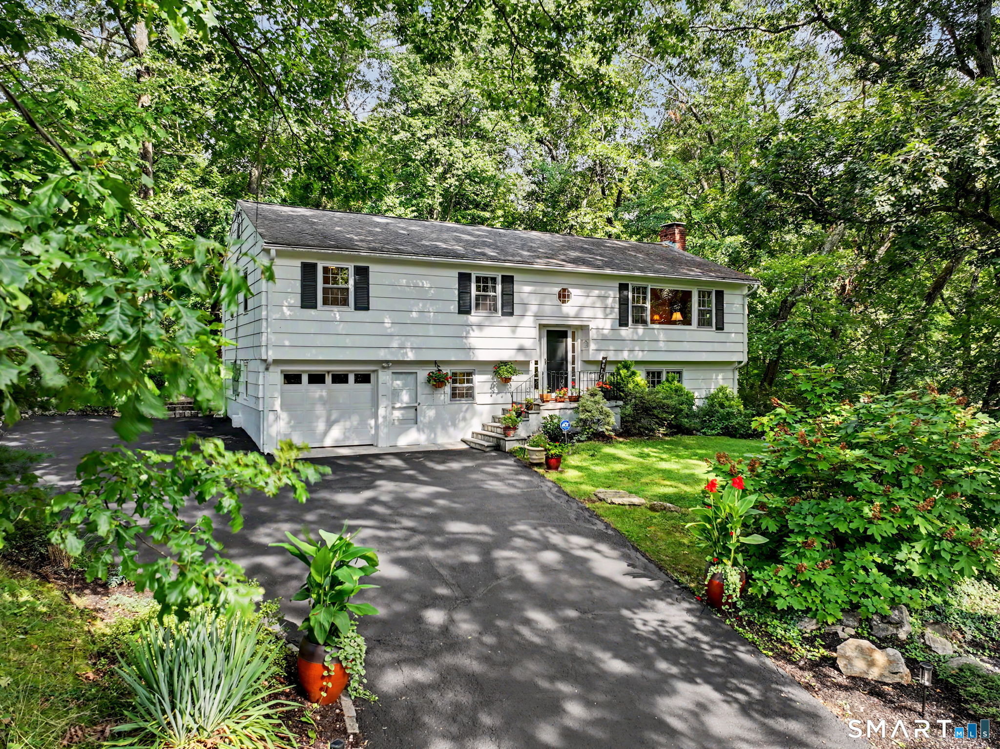 16 Brookhill Lane Norwalk CT 06851