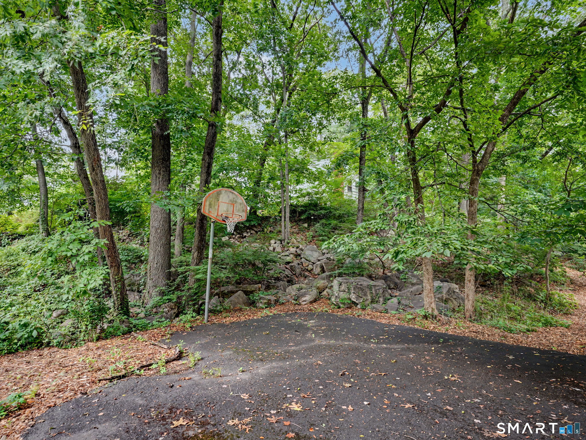 16 Brookhill Lane Norwalk CT 06851