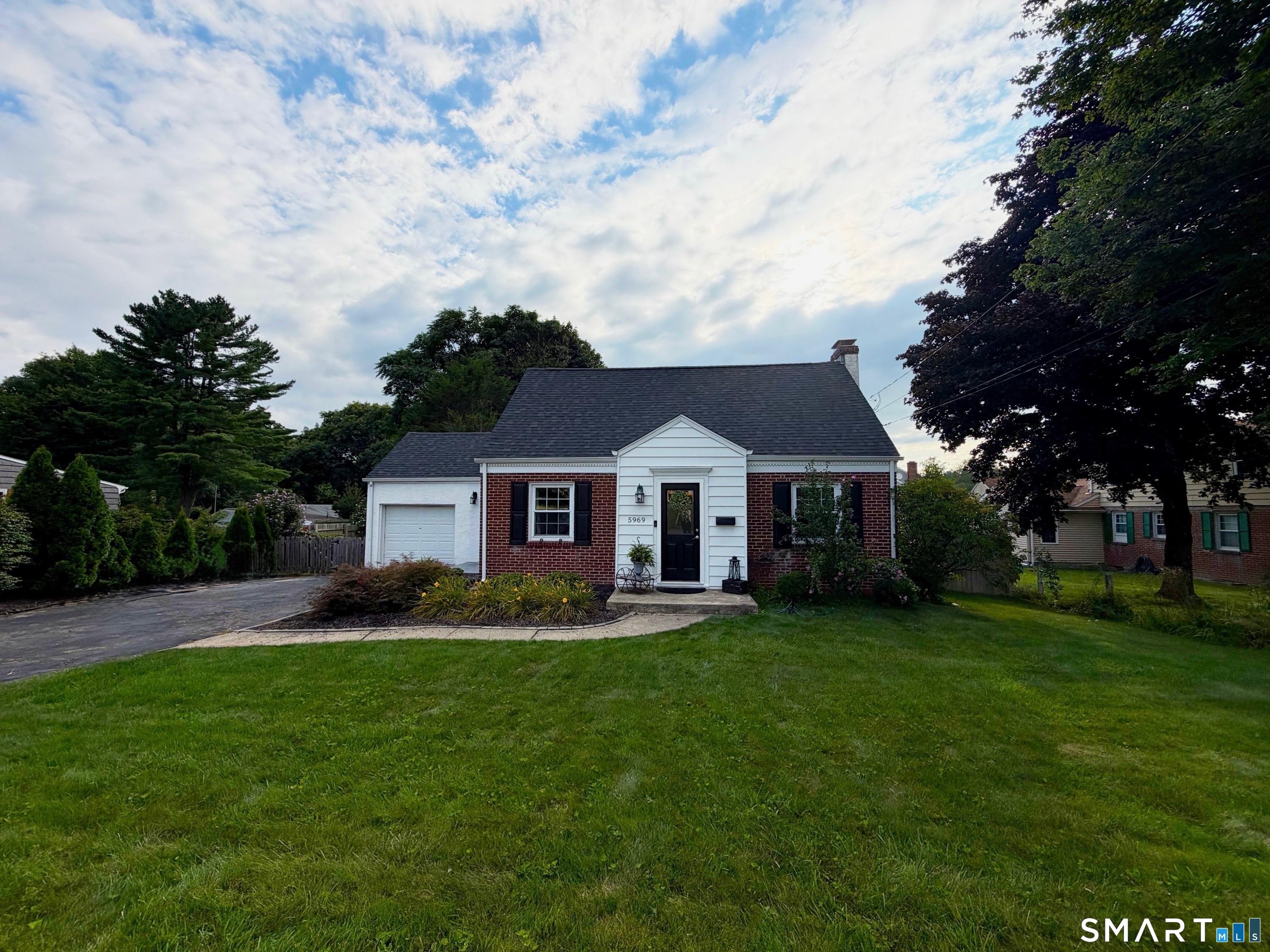 5969 Main Street Trumbull CT 06611