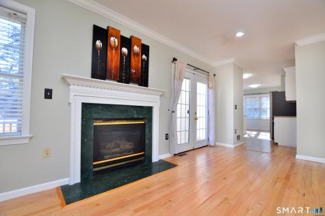 18 Brentwood Drive Farmington CT 06032