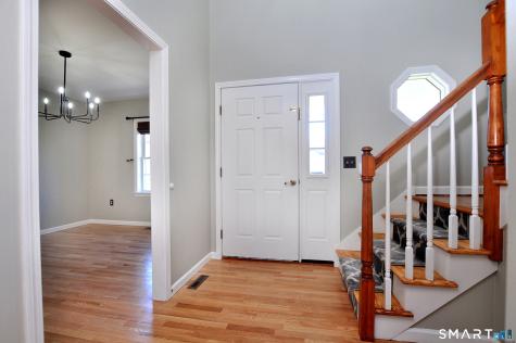 18 Brentwood Drive Farmington CT 06032
