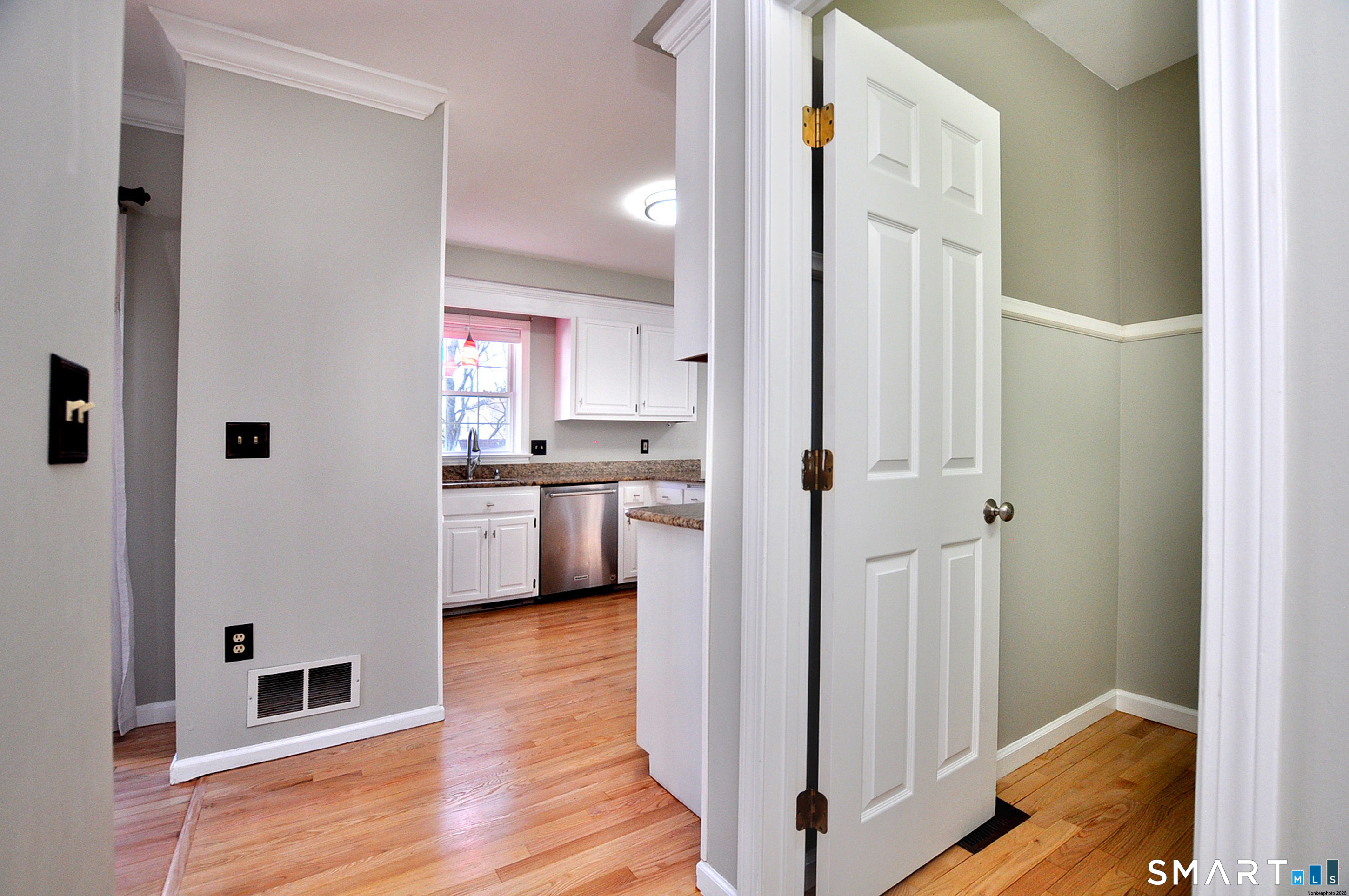 18 Brentwood Drive Farmington CT 06032