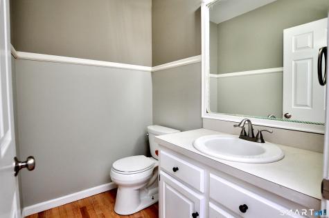 18 Brentwood Drive Farmington CT 06032