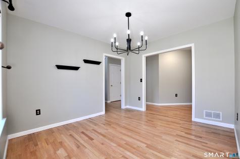 18 Brentwood Drive Farmington CT 06032