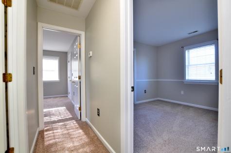 18 Brentwood Drive Farmington CT 06032