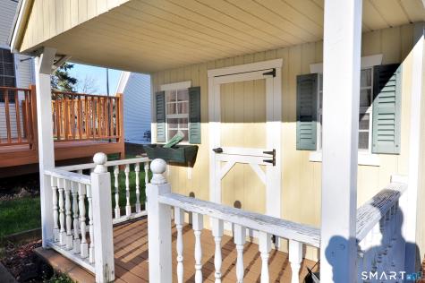 18 Brentwood Drive Farmington CT 06032