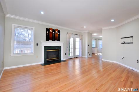 18 Brentwood Drive Farmington CT 06032