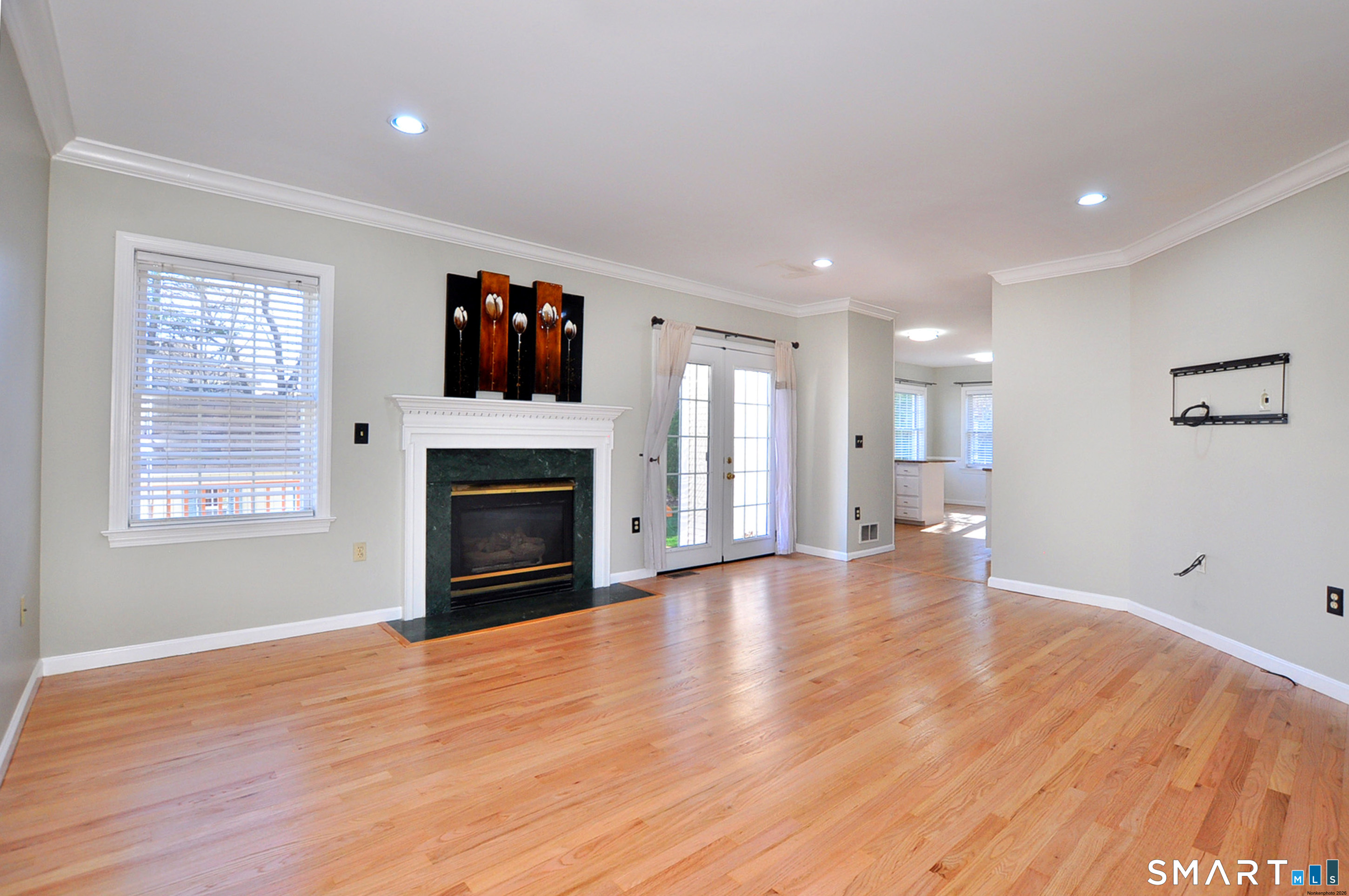 18 Brentwood Drive Farmington CT 06032