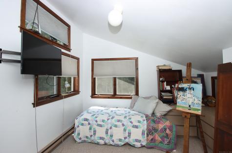 8 Dillon Road Woodbridge CT 06525