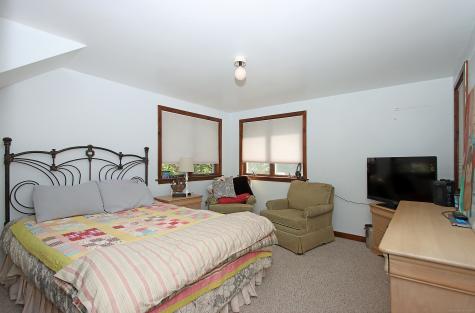 8 Dillon Road Woodbridge CT 06525