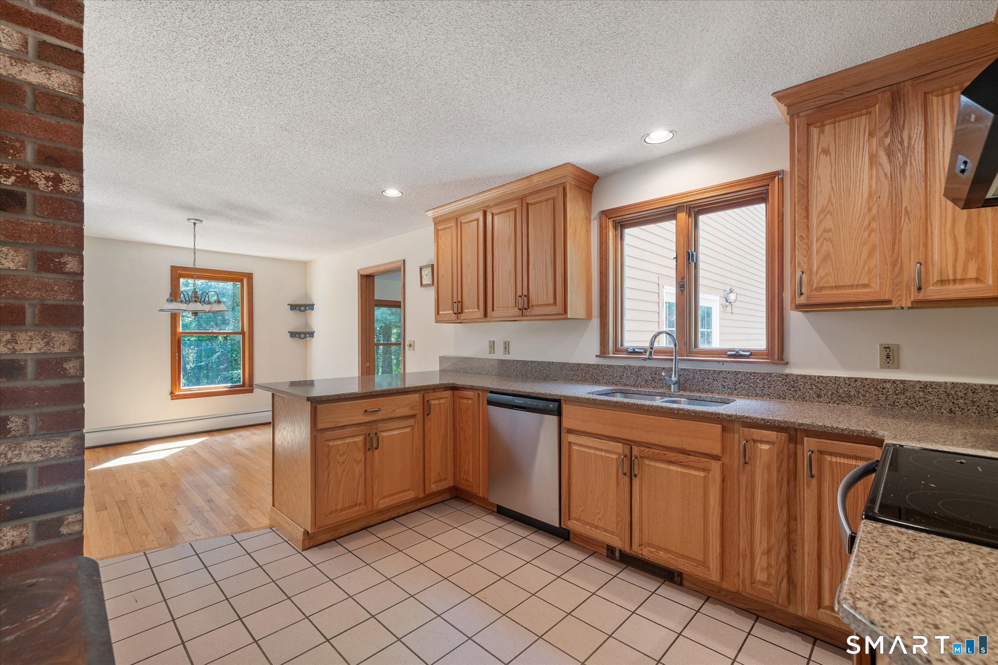 244 Paine Road Pomfret CT 06259