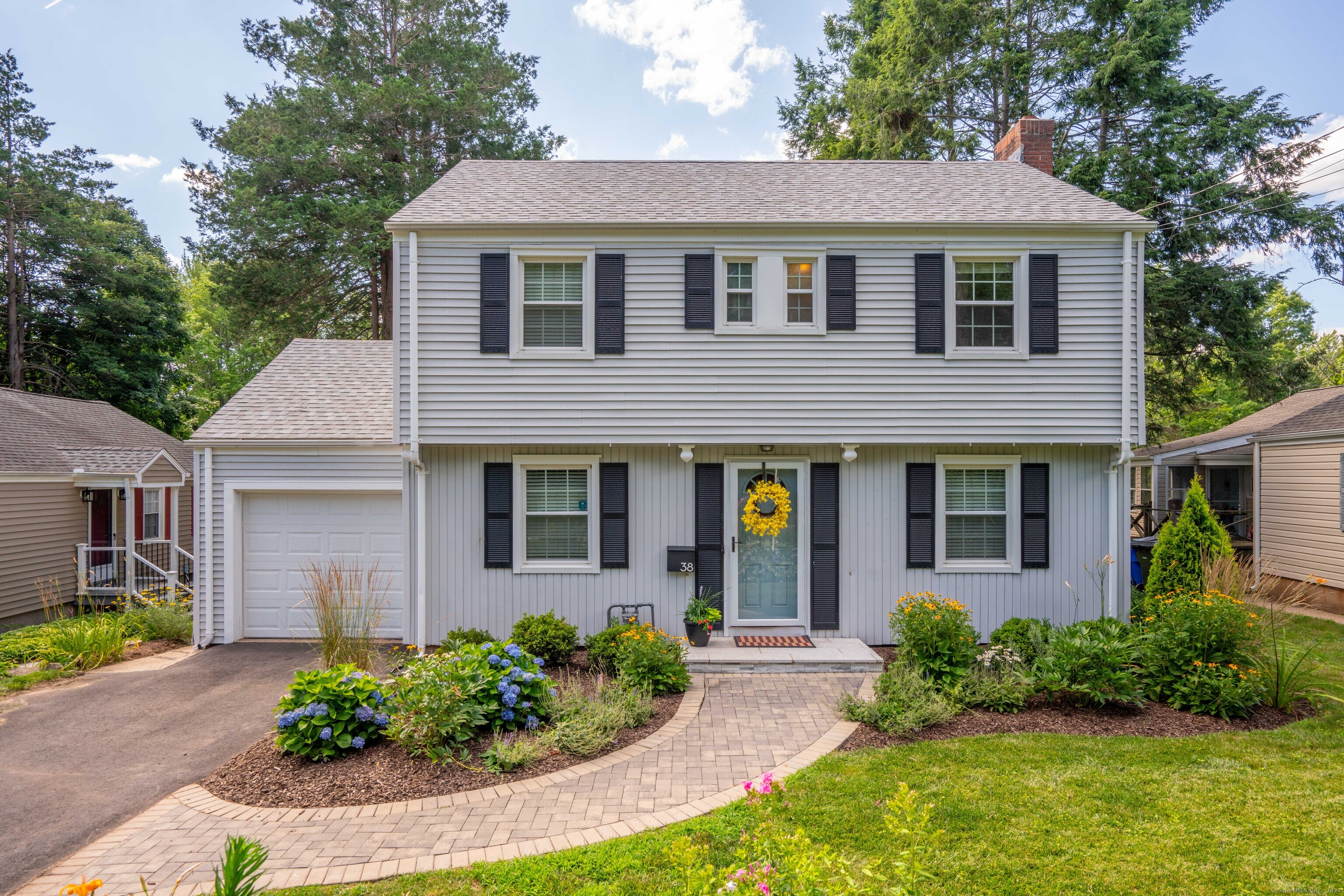38 Cobbs Road West Hartford CT 06107