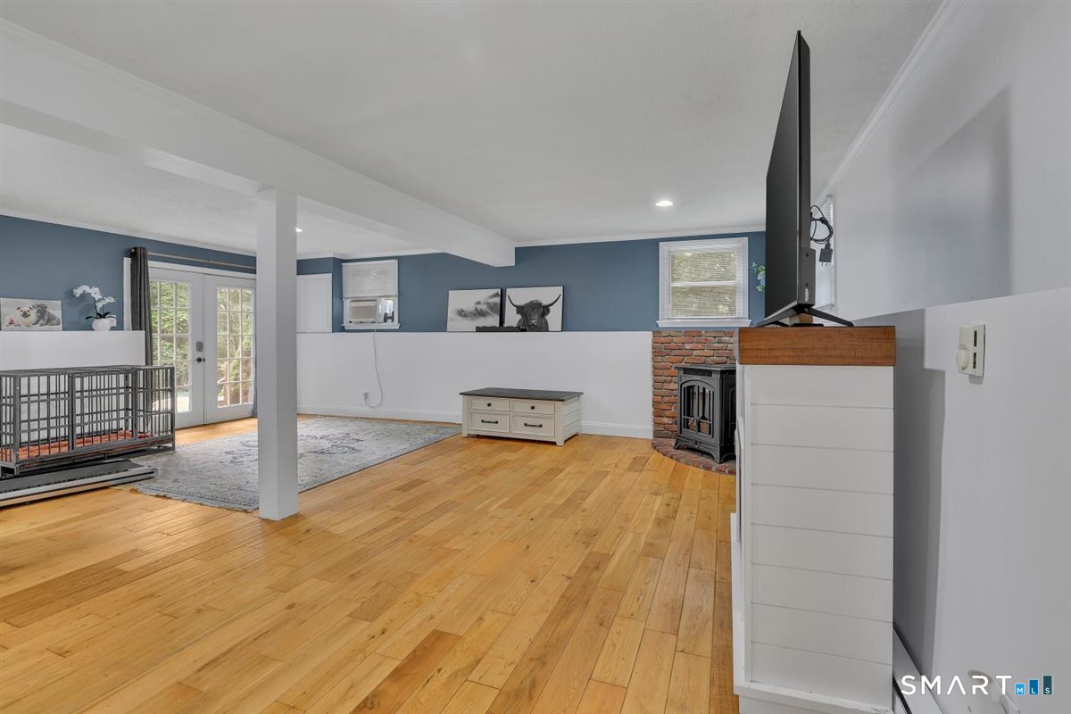 51 Mount Vernon Avenue Waterbury CT 06708
