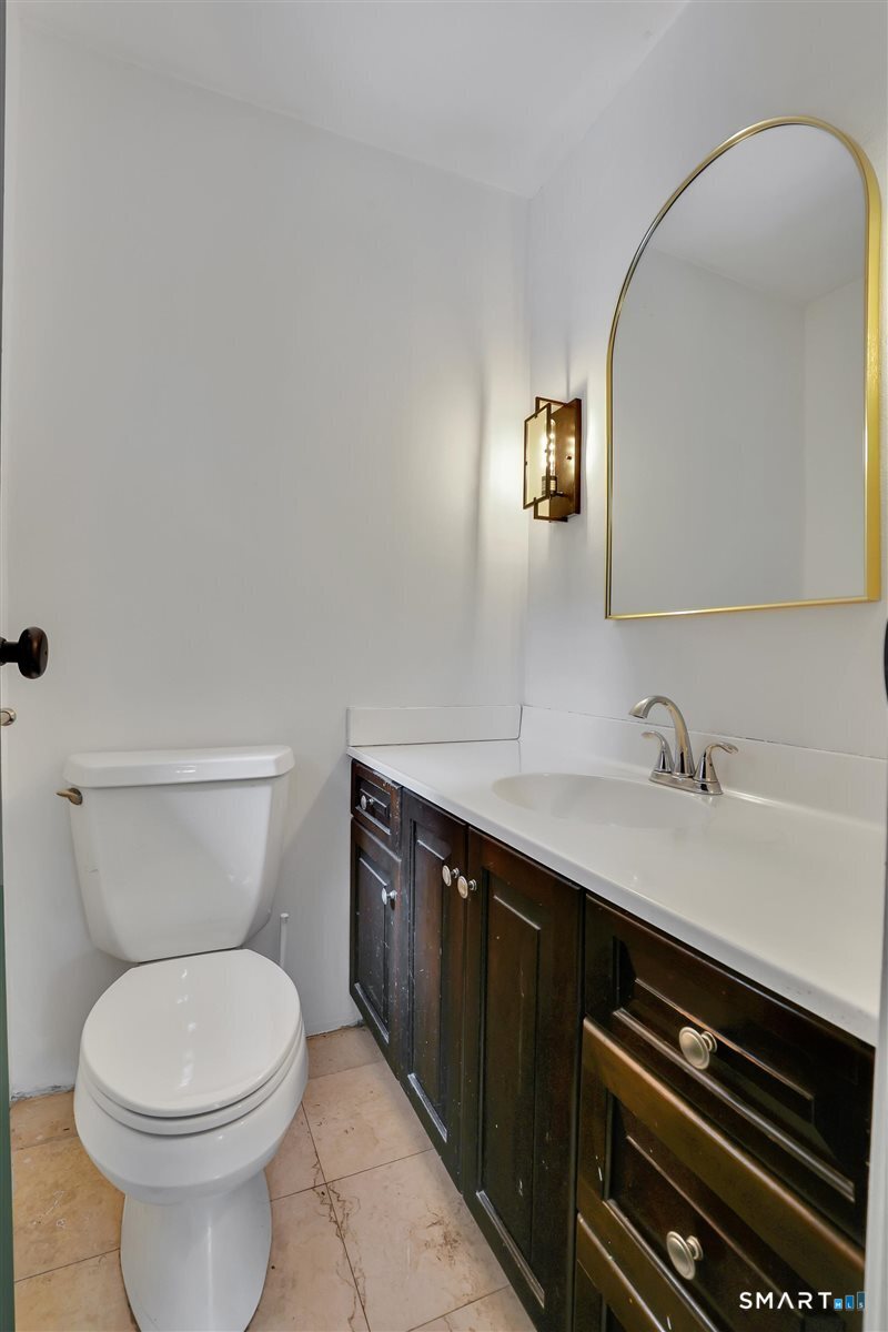 51 Mount Vernon Avenue Waterbury CT 06708