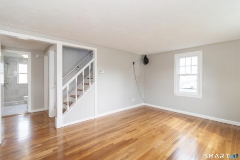 33 Clearview Avenue East Haven CT 06512