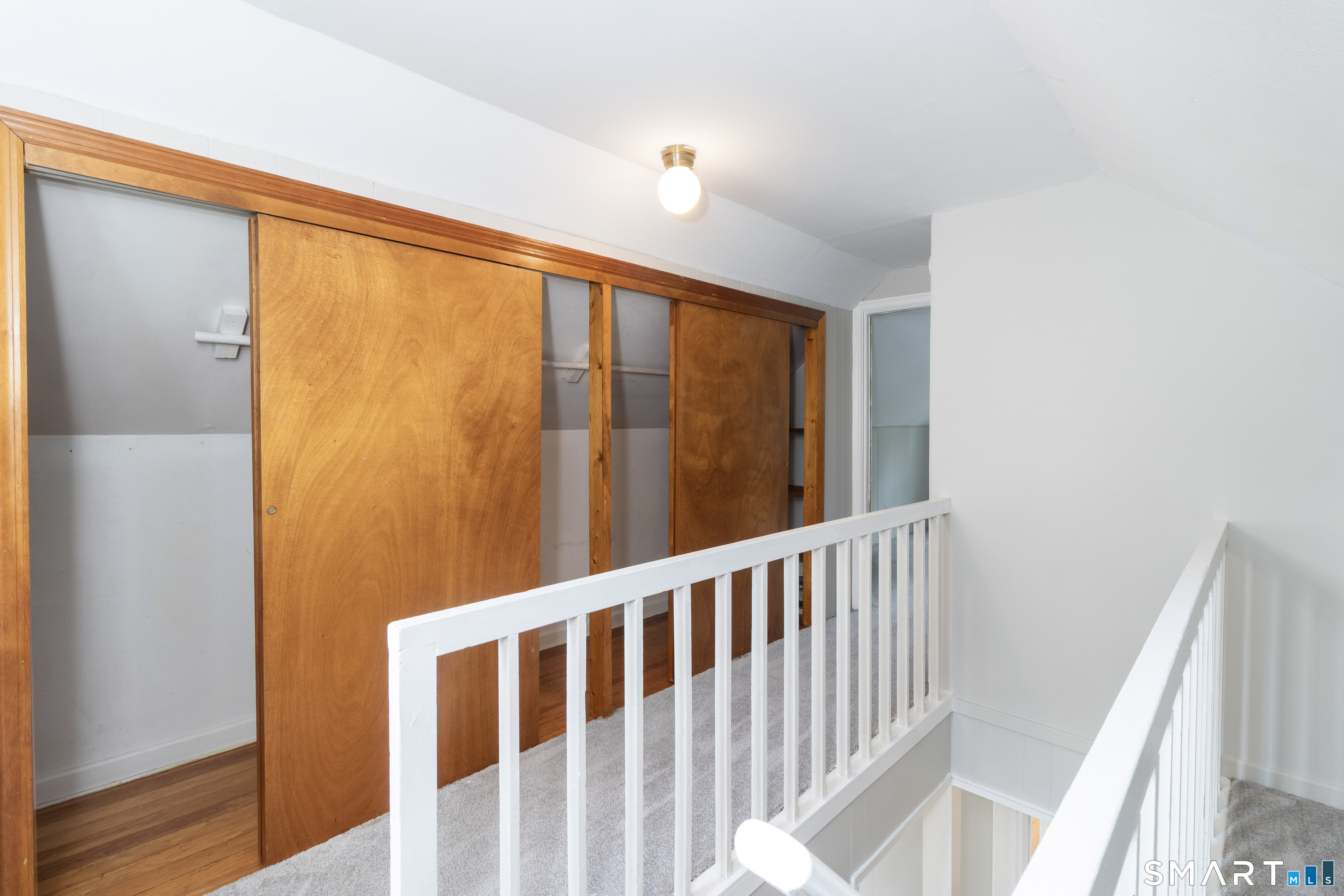 33 Clearview Avenue East Haven CT 06512