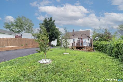 33 Clearview Avenue East Haven CT 06512