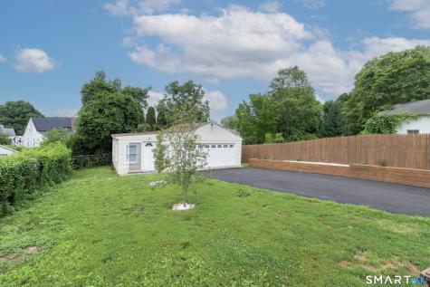 33 Clearview Avenue East Haven CT 06512