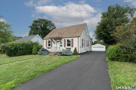 33 Clearview Avenue East Haven CT 06512