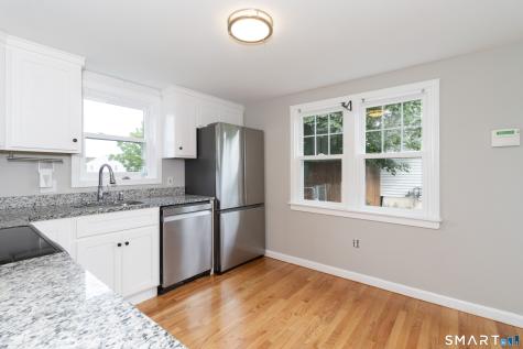 33 Clearview Avenue East Haven CT 06512