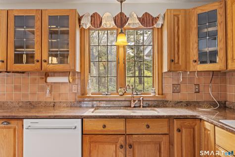 110 Pheasant Way South Windsor CT 06074