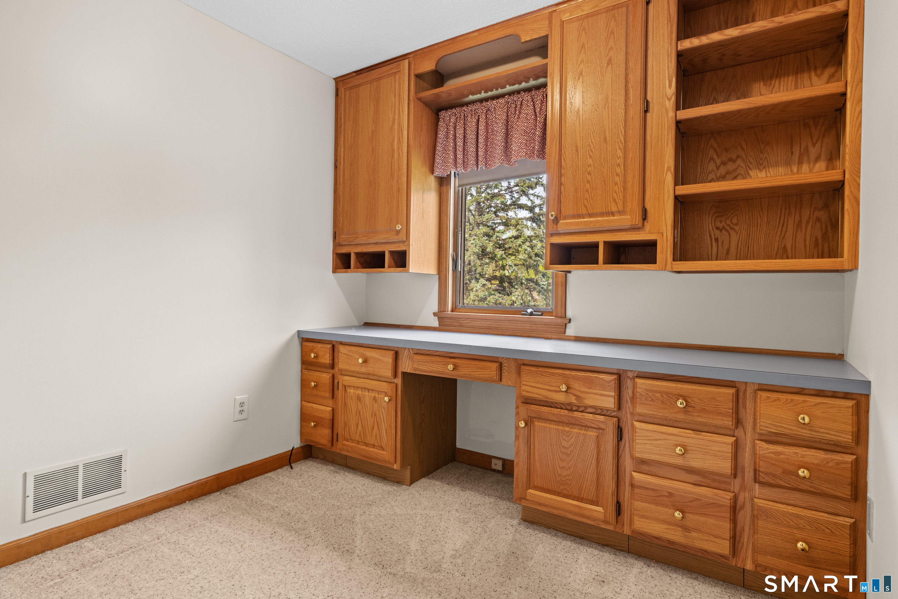 110 Pheasant Way South Windsor CT 06074