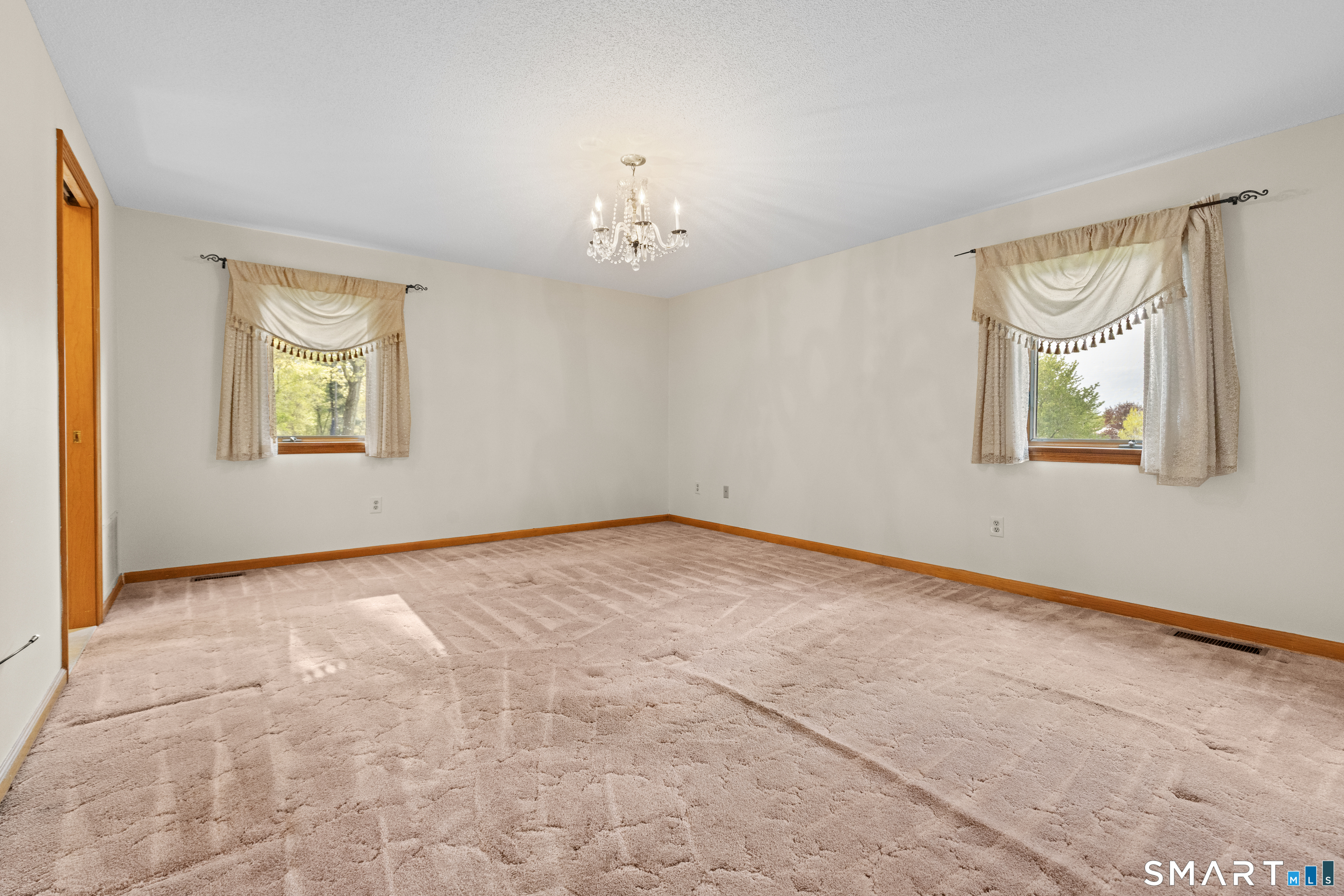 110 Pheasant Way South Windsor CT 06074