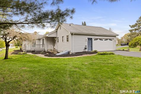 110 Pheasant Way South Windsor CT 06074