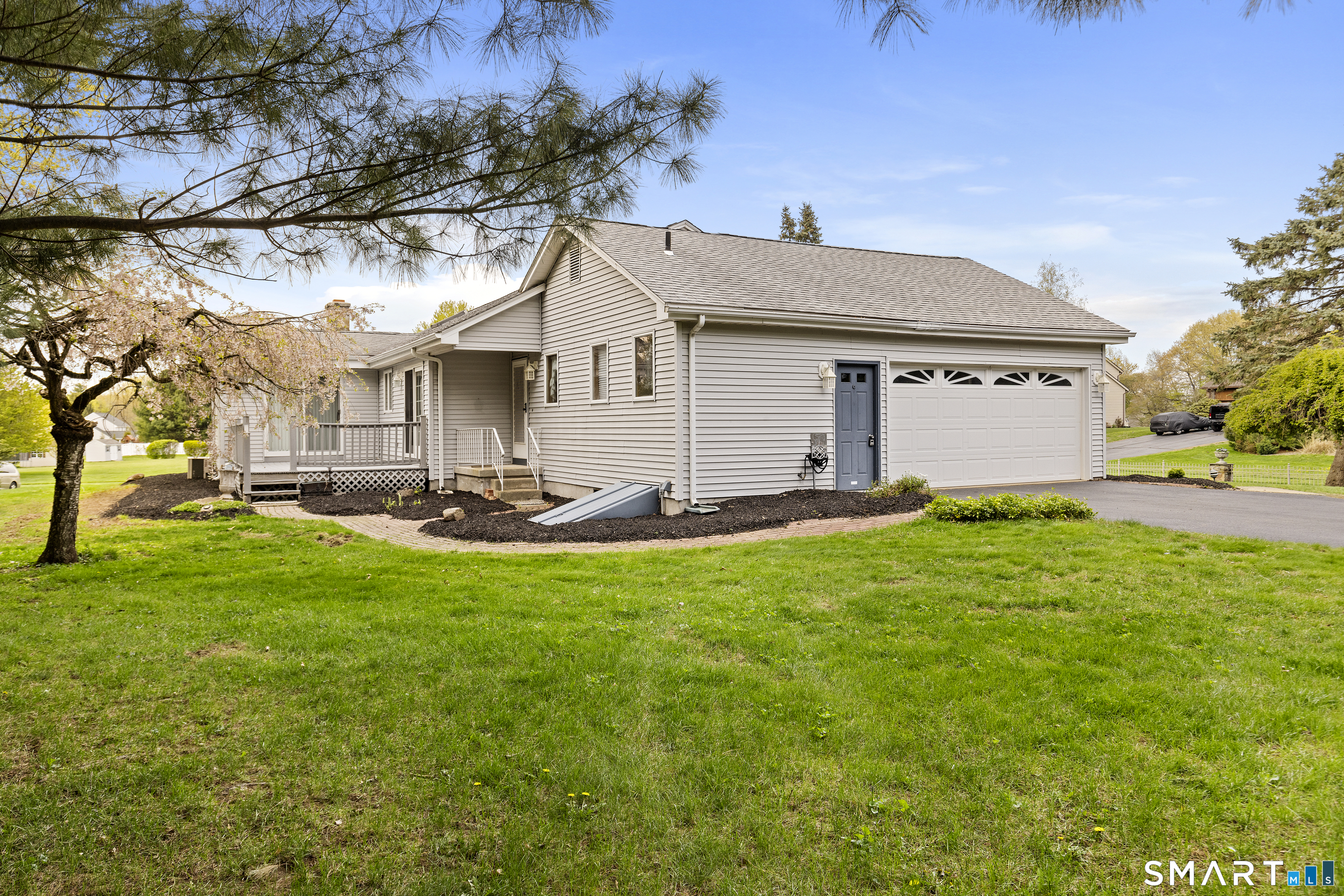 110 Pheasant Way South Windsor CT 06074