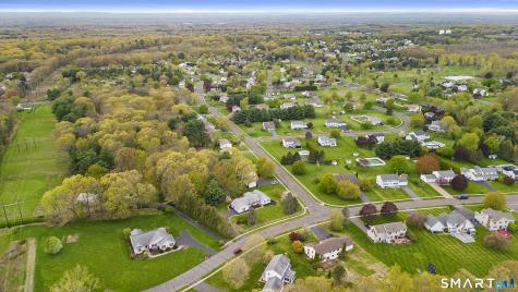 110 Pheasant Way South Windsor CT 06074