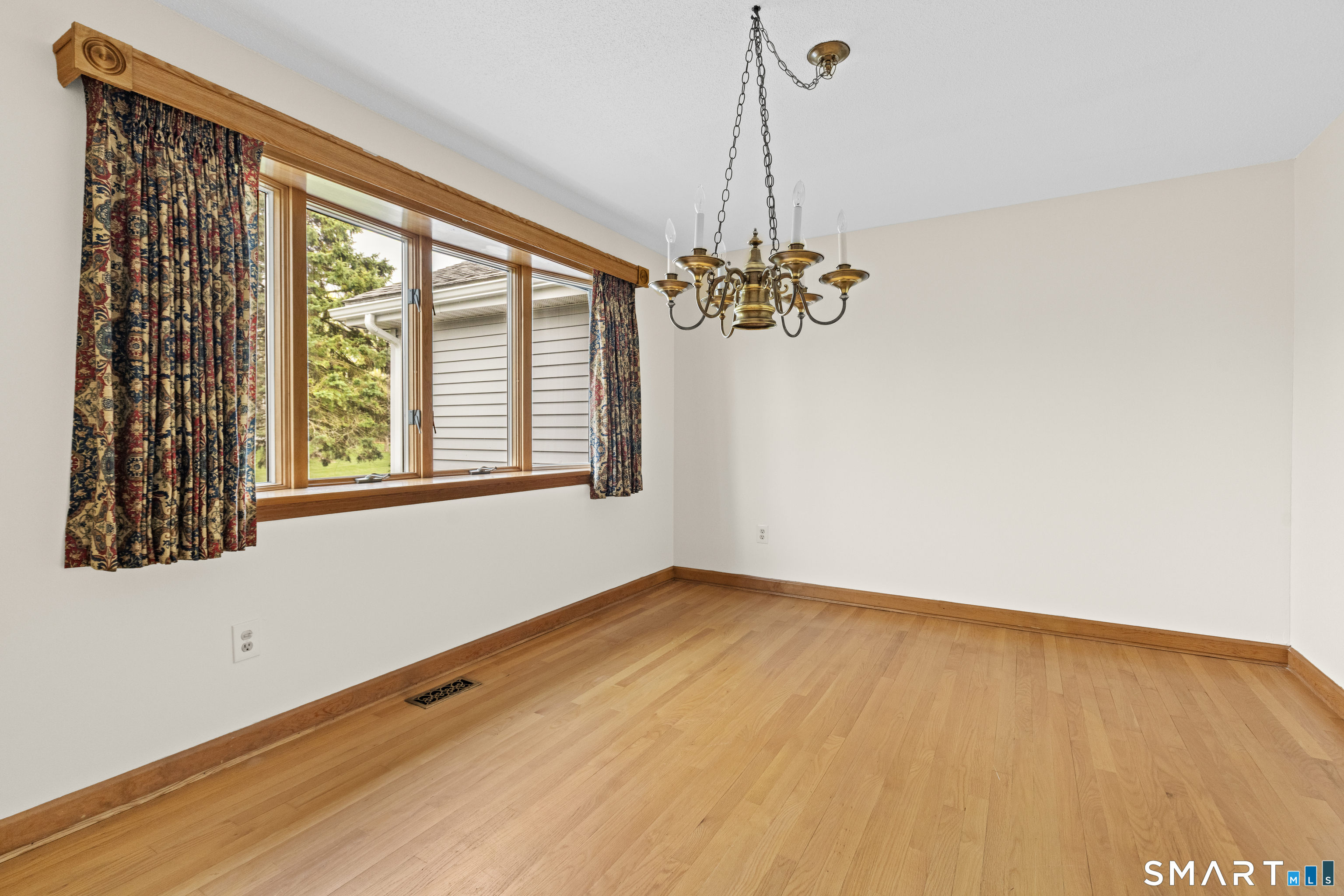110 Pheasant Way South Windsor CT 06074