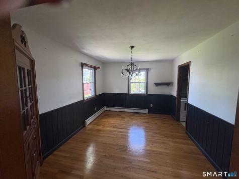 16 Raymond Road Woodbridge CT 06525