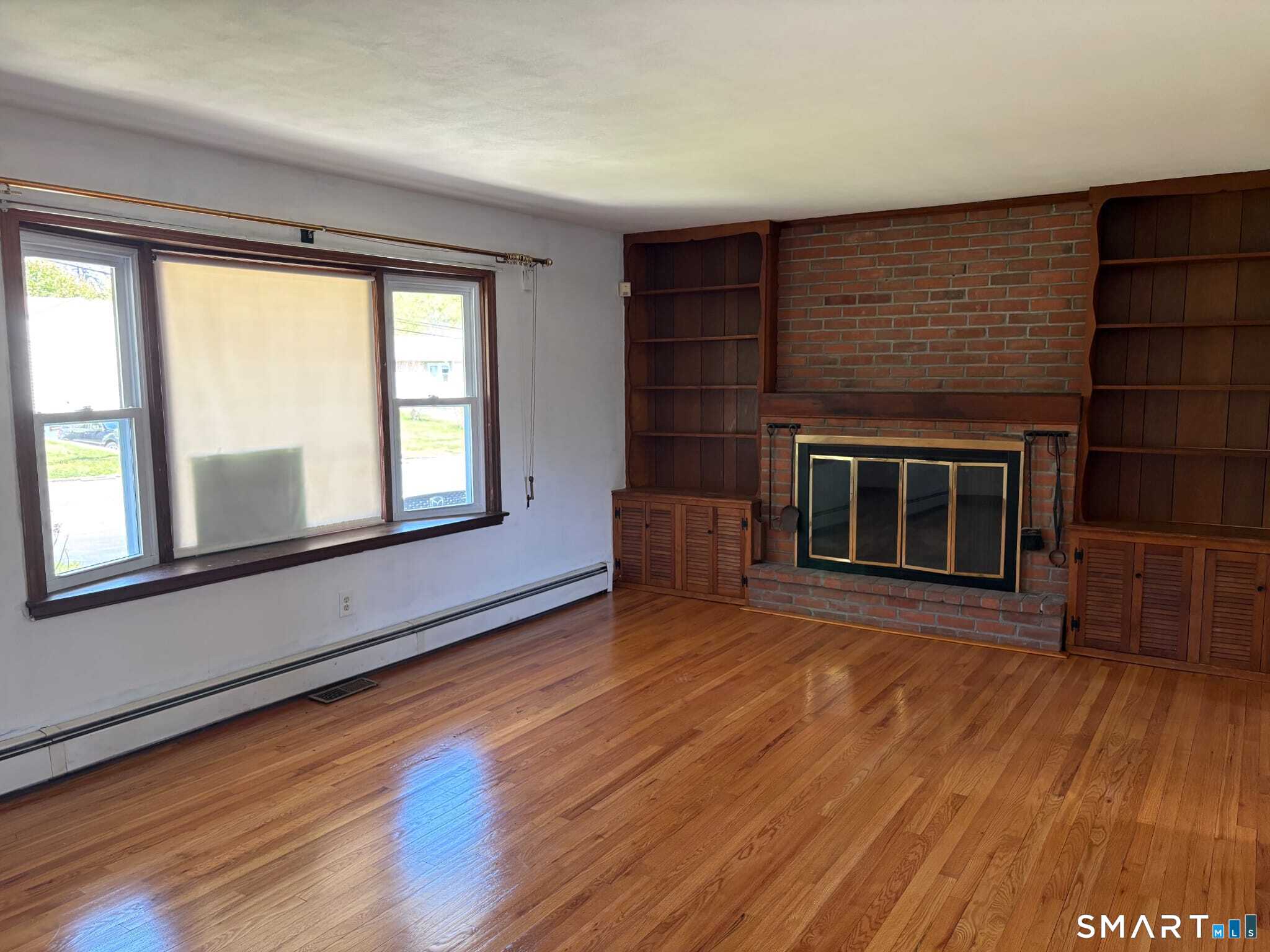 16 Raymond Road Woodbridge CT 06525
